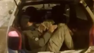 Polisin durdurduğu araçta kaçak göçmenler