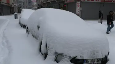 Van’da 30 cm kar birikintisi