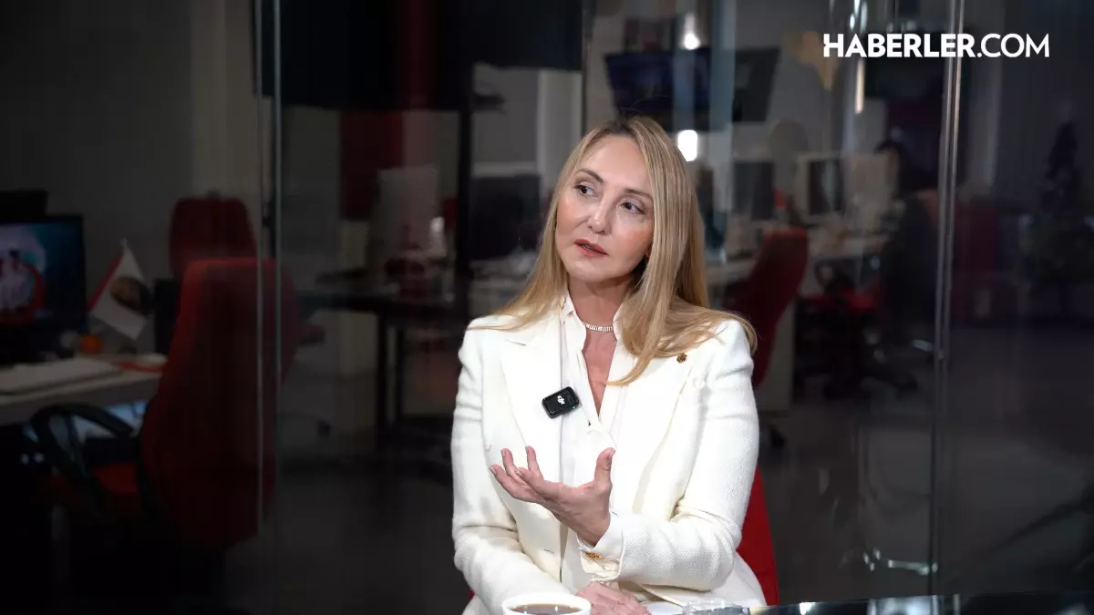 Klinik Psikolog Ebru Şalcıoğlu: Dijital Çağda Çocukluk Gerçeklikten Çıktı