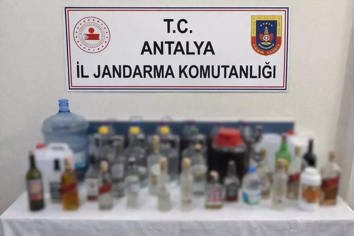 Antalya’da 4.663 litre sahte alkol ele geçirildi