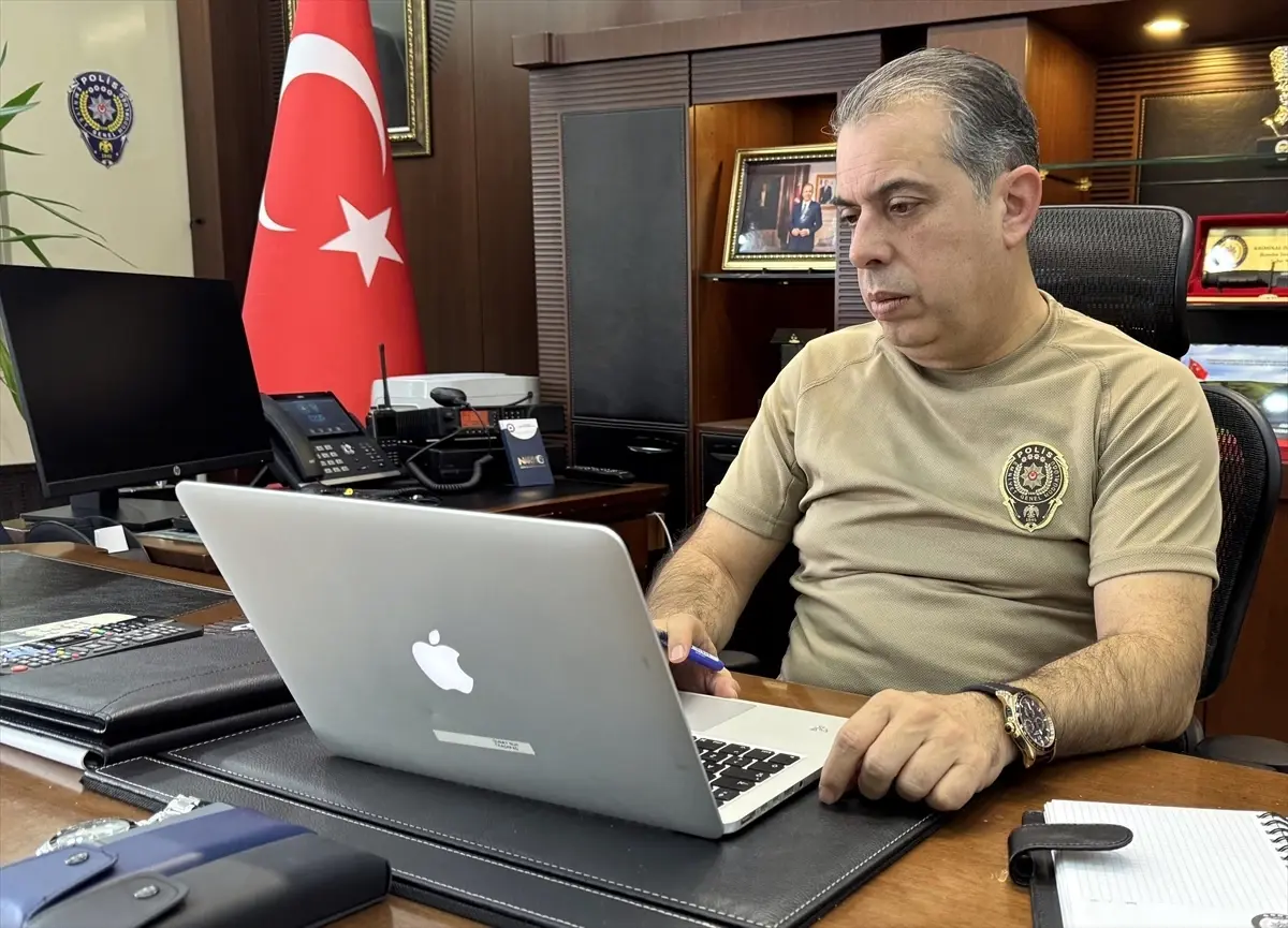 Ardahan Emniyet Müdürü Oğuz Tüzün, Yılın Kareleri Oylamasına Katıldı