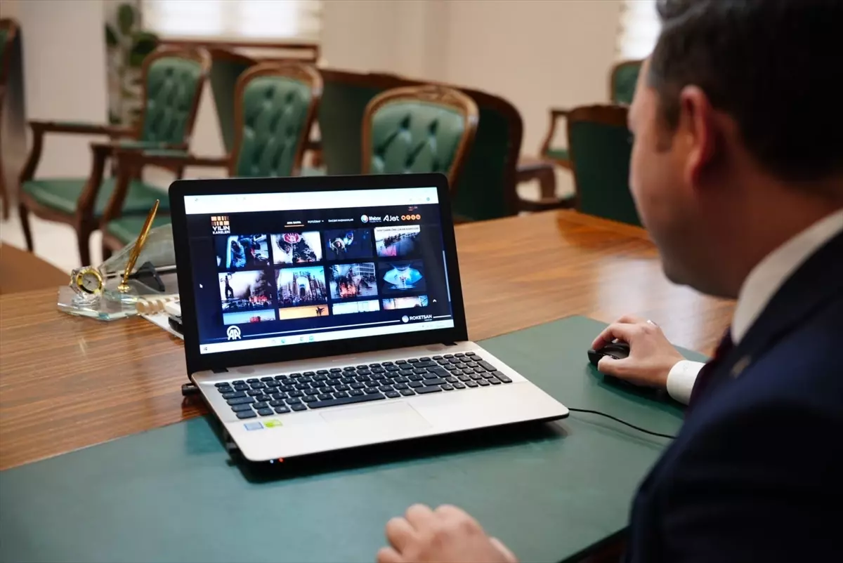 Biga Kaymakamı Ercan Kayabaşı, AA'nın Yılın Kareleri Oylamasında Değerlendirme Yaptı