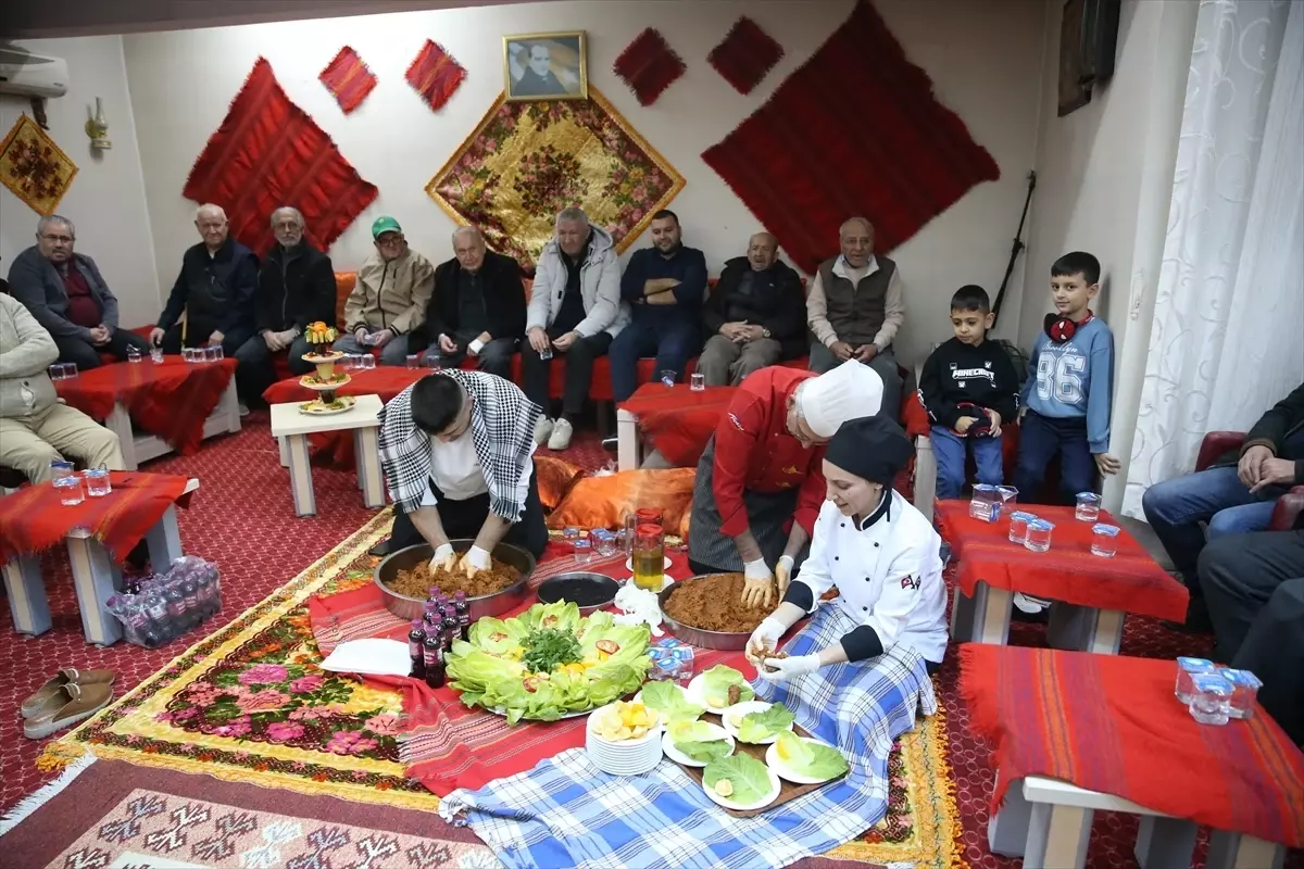 Edirne Huzurevi'nde Sıra Gecesi Coşkusu ve Lezzetli Çiğ Köfte