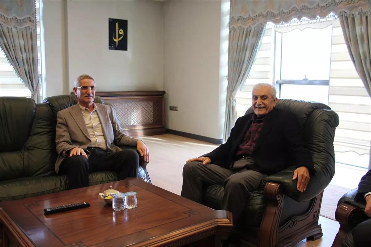 Eski Bakan Metin Gürdere, Pazar Belediye Başkanı ile Turizm ve Gelecek Üzerine Görüştü