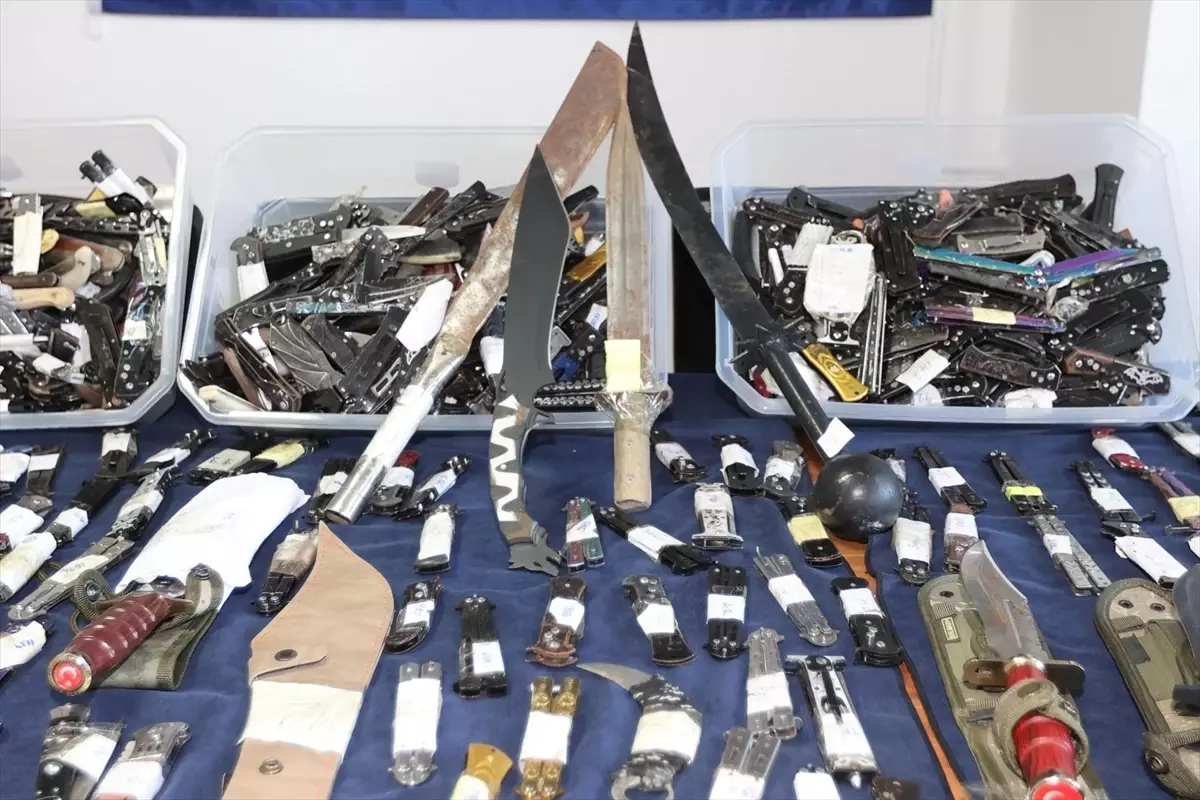 Muğla Otogarlarında 2025 Güvenlik Denetiminde 2.520 Kesici Alet ve 30 Rüşsatsız Silah Ele Geçirildi