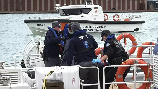 Kıyafet üzerindeki isim etiketi