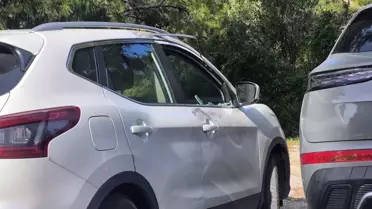 Araçlara zarar verilen hırsızlık sahası