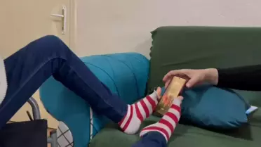 Kader Sevimli'nin ayaklarıyla yürürken çekilmiş fotoğrafı