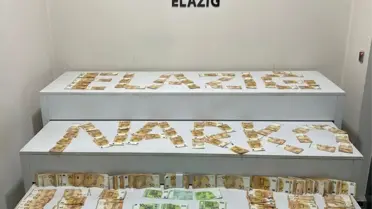 Operasyonda ele geçirilen eroin paketleri