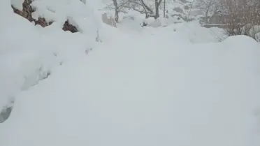 Vanda’nın kazdığı kar tüneli