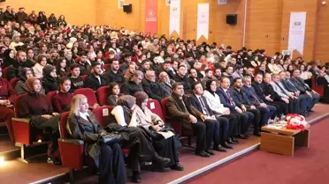 Proje kapsamında gençlerin kitap okuma ve spor etkinlikleri görseli