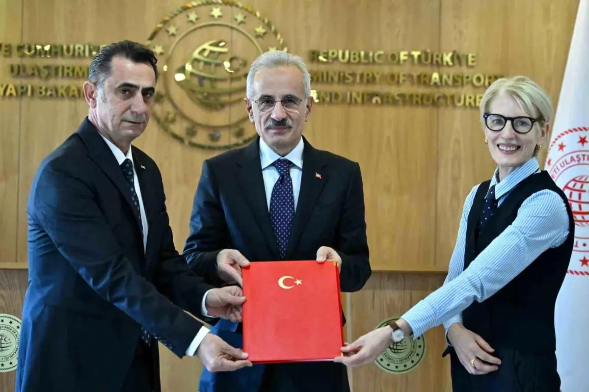 TÜRASAŞ ve İngiltere Ortaklığında Hidrojenli Tren Projesi Hayata Geçiyor