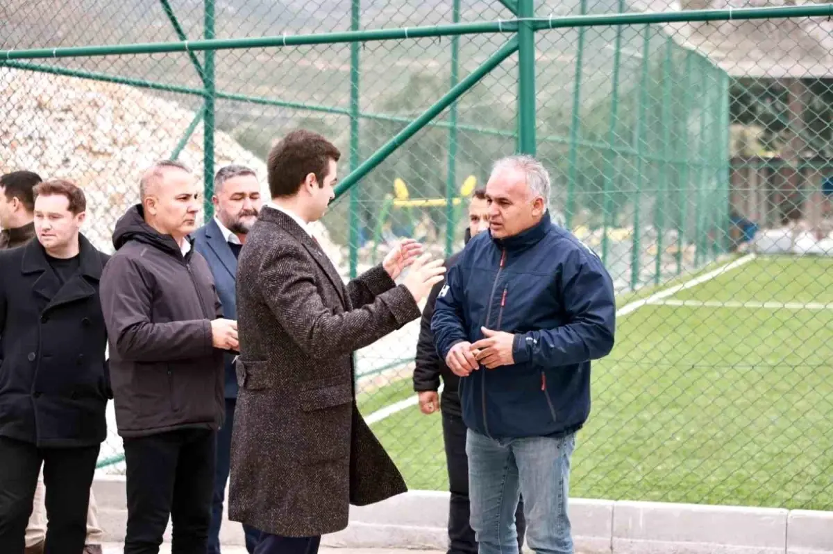 Bodrum Belediye Başkanı Mandalıncı, Mahalle Ziyaretlerinde Altyapı ve Çevre İyileştirmelerine Odaklanıyor