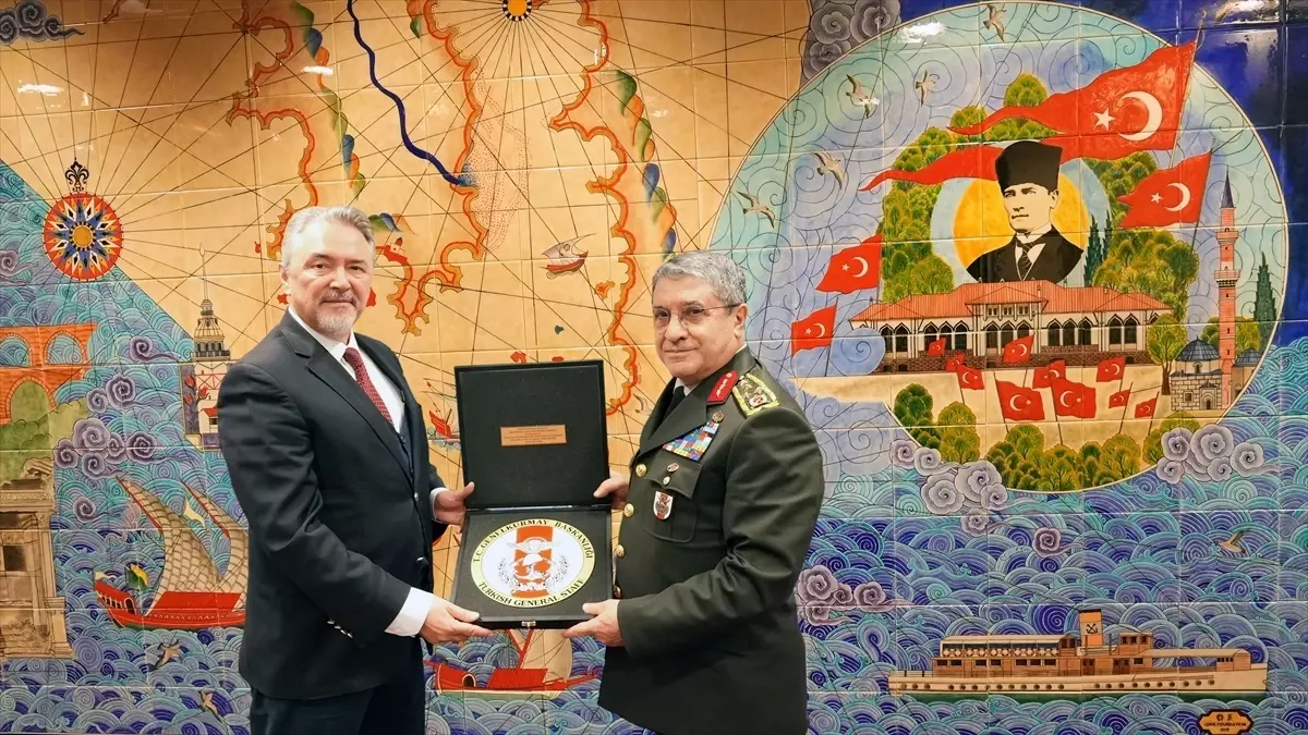 Genelkurmay Başkanı Bayraktaroğlu, Brüksel'de NATO Temsilcileriyle Görüştü