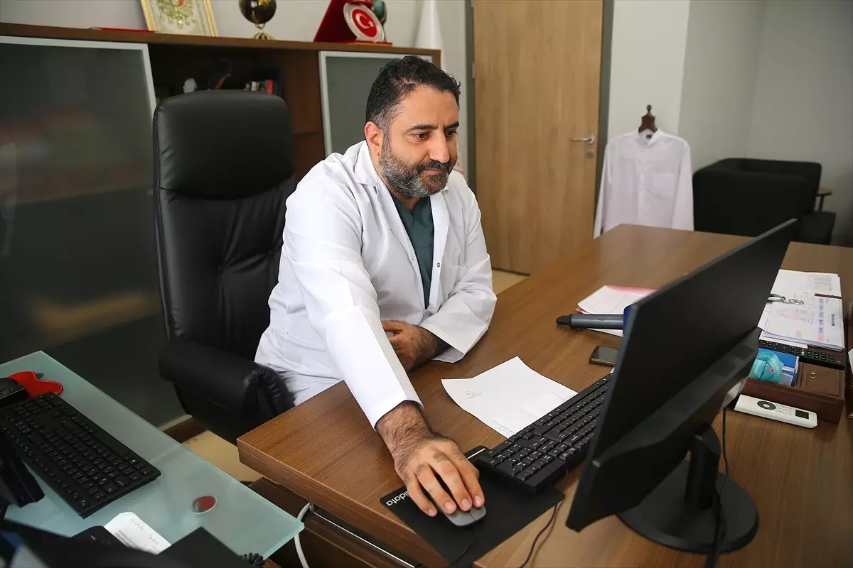 Hatay’da Başhekimler 2025 Yılının En Etkileyici Karelerini Seçmek İçin Oylamaya Katıldı