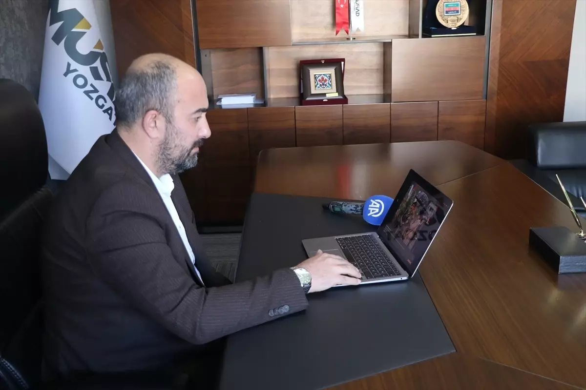 MÜSİAD Yozgat Şubesi Başkanı Erhan Uyar, 2025 Yılın Kareleri Seçimine Katıldı