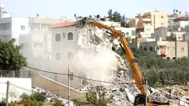 Yıkım sonrası kalan enkaz görüntüsü