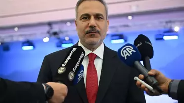 Barış Kurulu Şartı imza töreni görseli