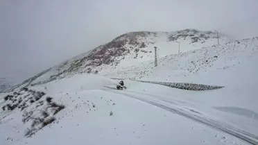 Erzurum yollarında kar temizleme araçları