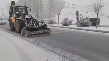 Karla kaplı Gaziantep yolları