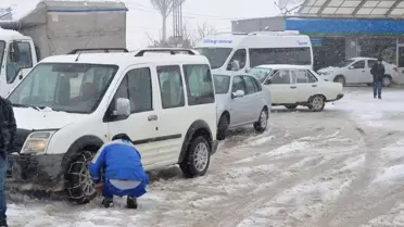 Sertavul Geçidi'nde kar yağışı