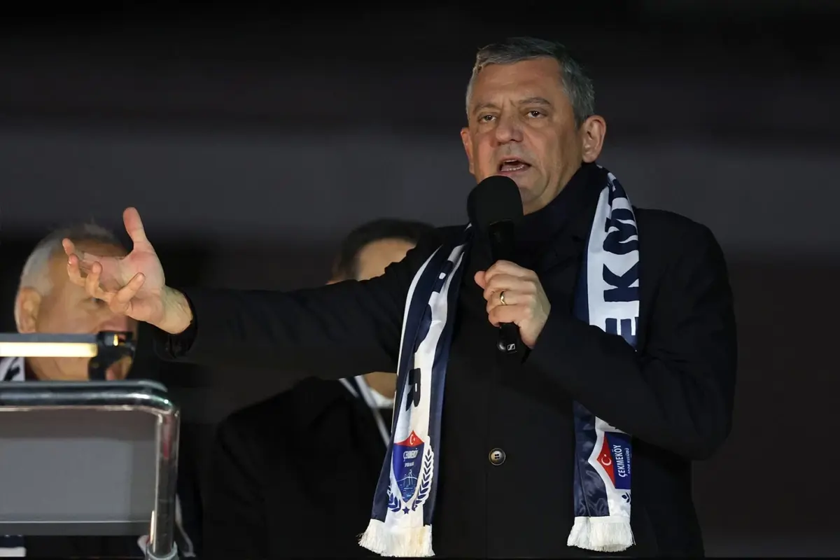 CHP Lideri Özel, Erdoğan'ın Emekli Aylığı Açıklamasına Sert Eleştiri Getirdi