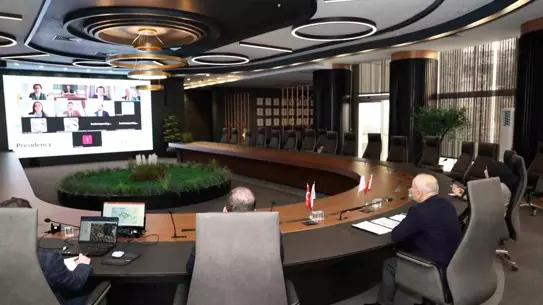 Gebze'de Akıllı Şehir ve Düşük Karbonlu Ulaşım Çözümleri Üzerine Önemli Toplantı