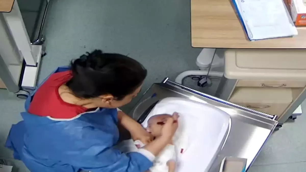 Kahramanmaraş'ta Bebek Darbe Eden Hemşireye Tutuklama Kararı Verildi