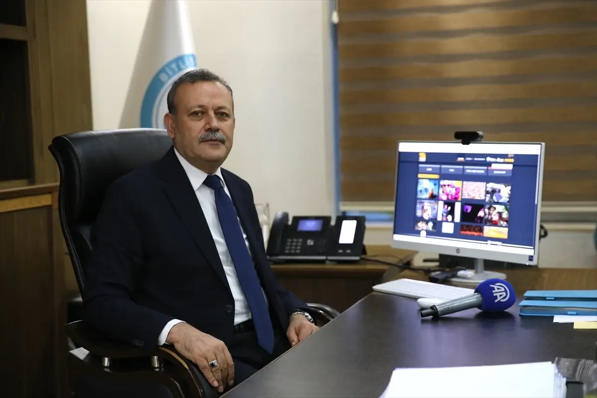 Rektör Elmastaş, Yılın Kareleri Oylamasına Katıldı ve 6 Kategoride Oy Kullandı