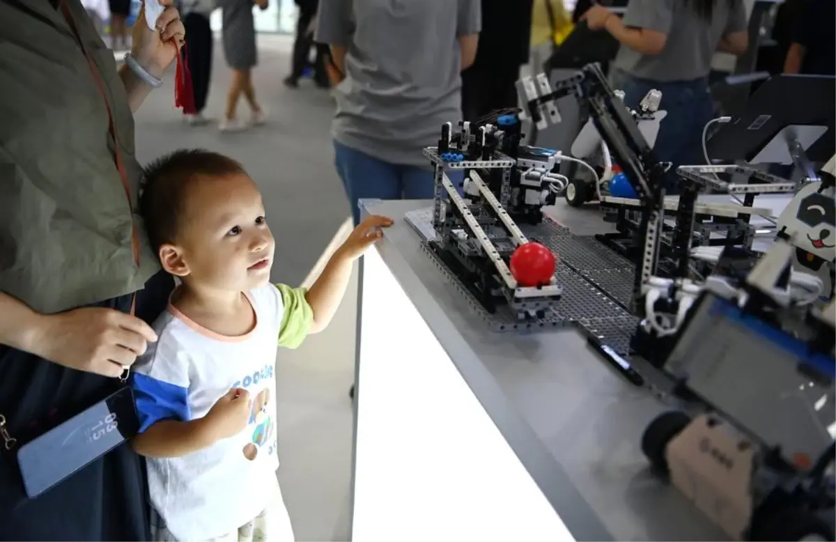 Beijing, 2027’ye Kadar 200.000 Petaflop Hesaplama Gücüne Ulaşmayı Planlıyor