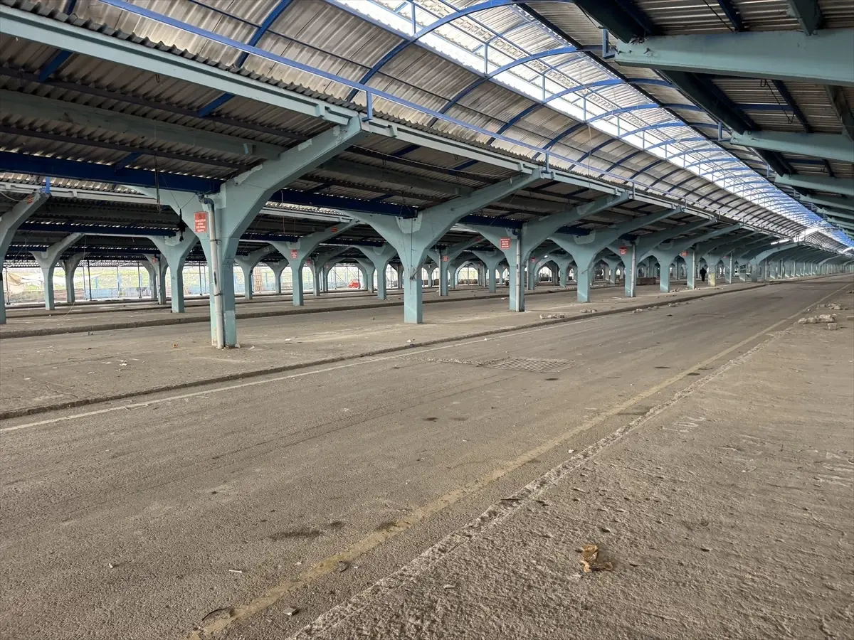 Edirne Ulus Pazarı'nda Esnaf Belediyeye Yöneldi