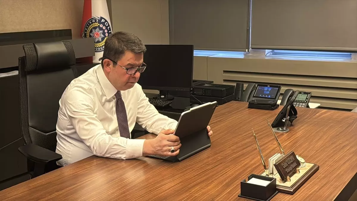 Gaziantep Emniyet Müdürü Özcan, Yılın Kareleri Fotoğraf Oylamasına Katıldı