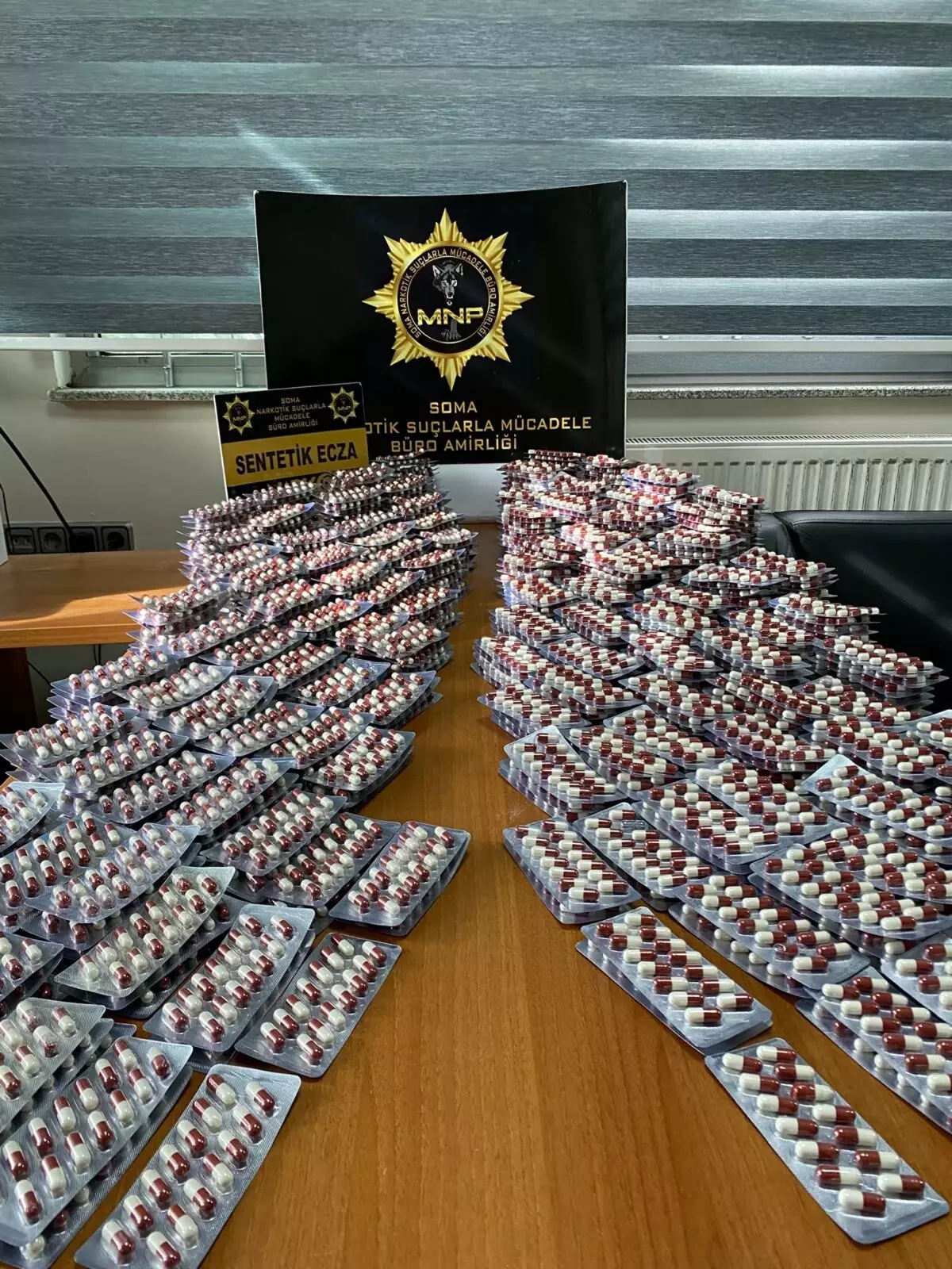 Soma’da Uyuşturucu Operasyonu: 4 Şüpheli Tutuklandı ve Büyük Madde Ele Geçirildi