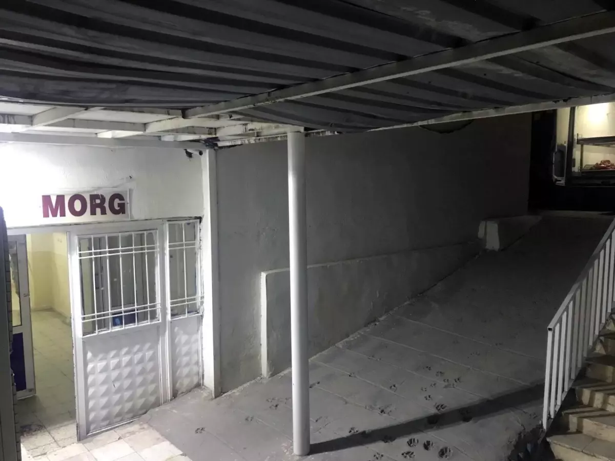 Mardin Derik'te 14 Yaşındaki Kızın Silahla Vurularak Ölü Bulunması