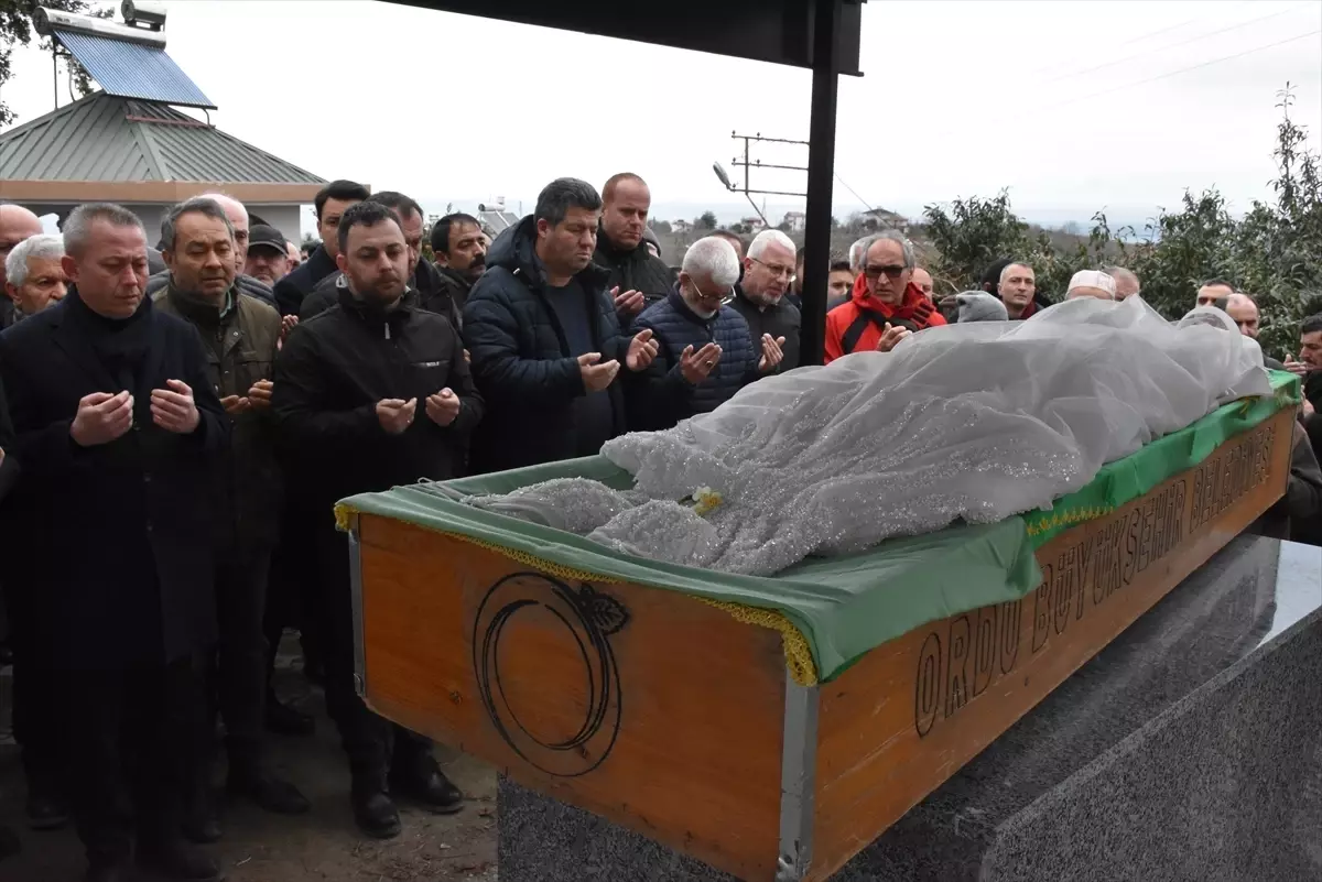 Ordu’da Trafik Kazasında Hayatını Kaybeden Mina Aydın’ın Cenazesi Gerçekleştirildi