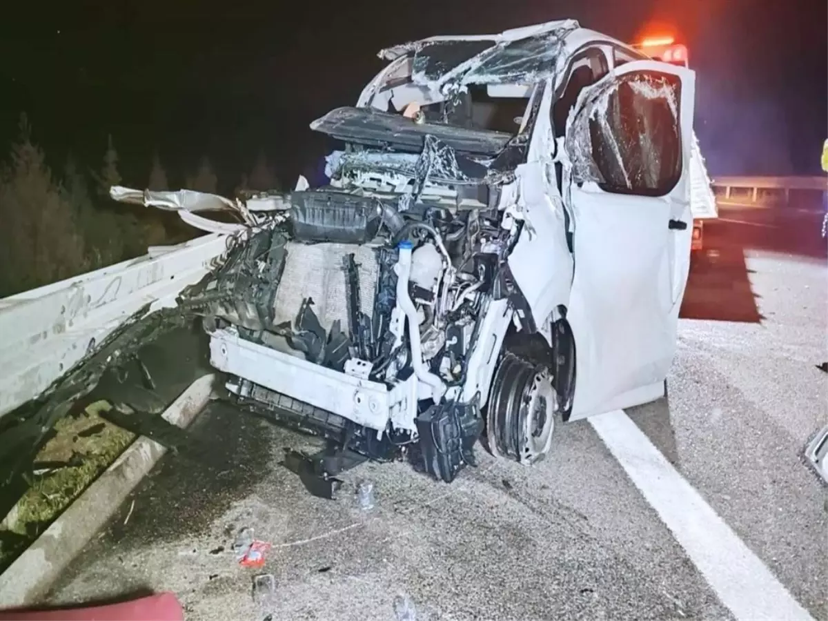 Bursa Kestel'de Zırhlı Araç Kazası Sonrası 8 Külçe Altın Aranıyor