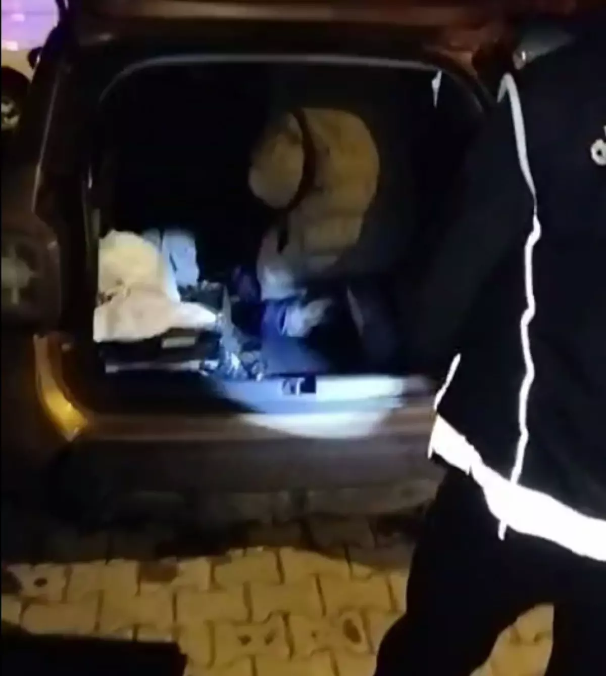 Tokat’ın Erbaa İlçesinde Duraklatılan Araçta 5 Kaçak Göçmen Tespit Edildi