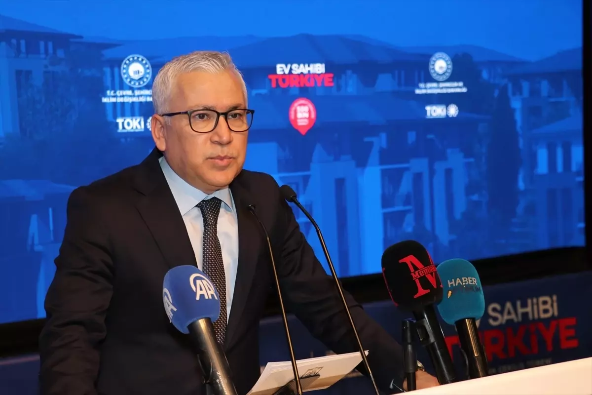 Sivas'ta 3.904 Konutluk Proje İçin Kura Çekimi Gerçekleşti