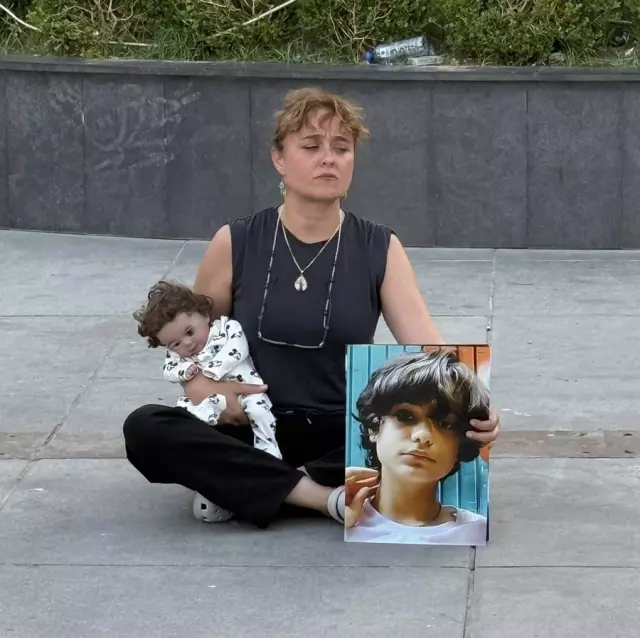 Tören alanında topluluk