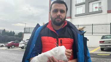 Kırık kolu ile hastaneye gelen yaralı