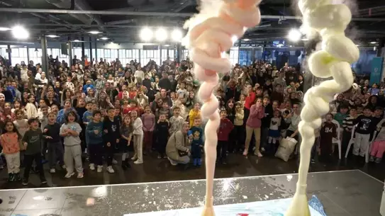 Yarıyıl Tatili Kocaeli Bilim Merkezi'nde 'Okula Bi' Mola' ile Renkleniyor