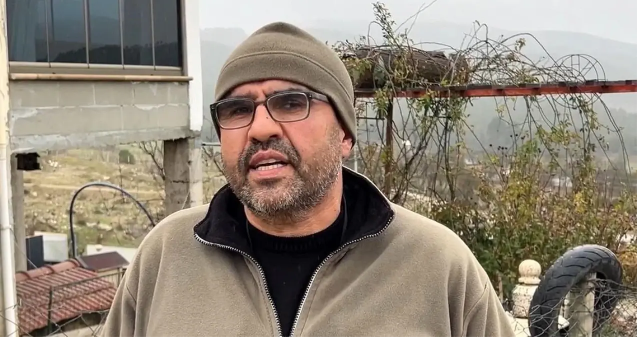 Bucak'ta Sokak Köpekleri Sahipli Köpeği Saldırdı ve Yaraladı