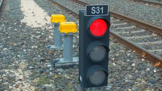 Yerli sinyalizasyon ekipmanlarıyla donatılmış demiryolu hattı
