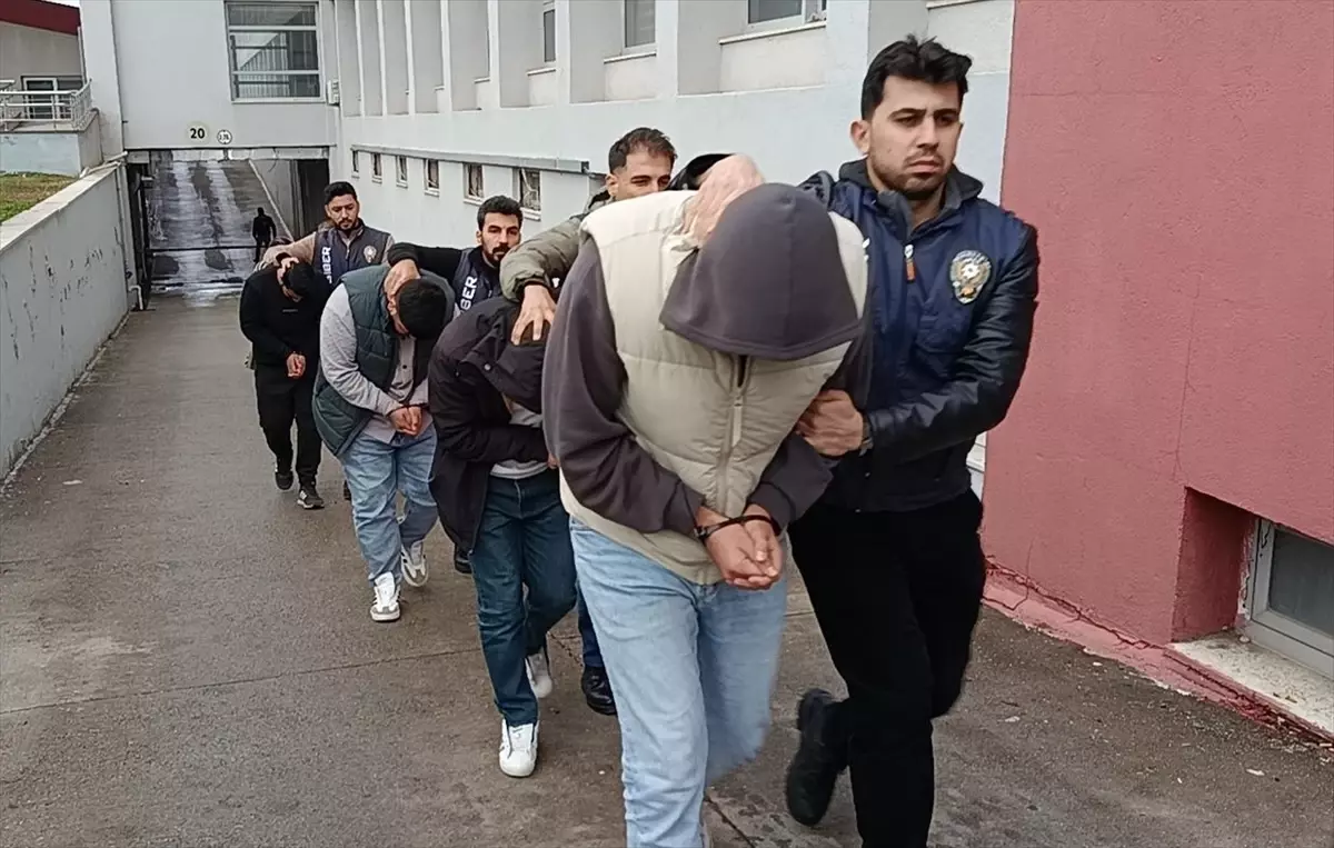 Adana’da Yasa Dışı Bahis Çetesine Büyük Operasyon: 21 Gözaltı, 13 Tutuklama