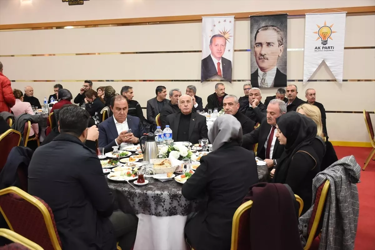 AK Parti Malatya 2025 Planları ve Üye Kazanım Stratejileri Değerlendirildi