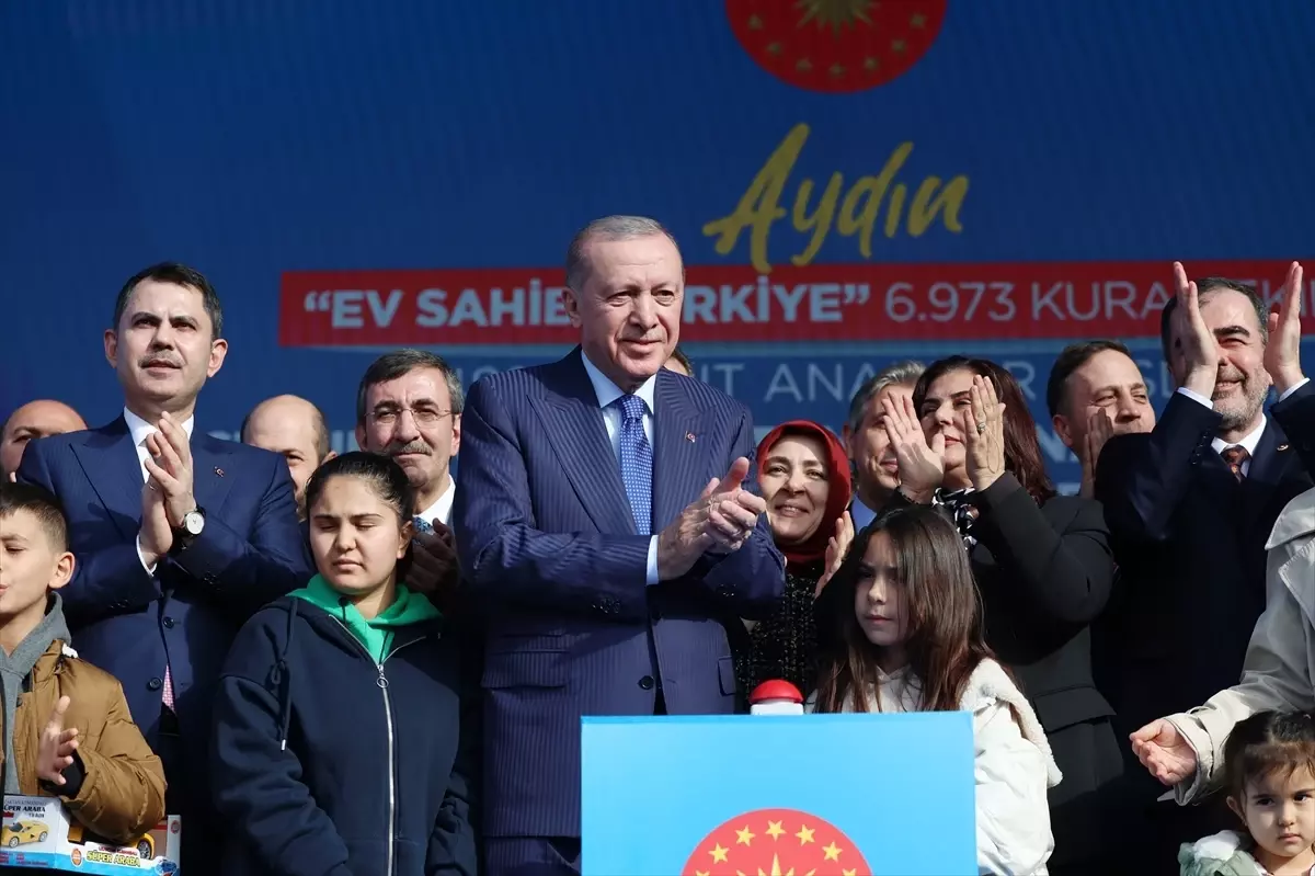 Erdoğan, "Ev Sahibi Türkiye" Projesi Kura Çekiminde Suriye Terör Tehdidine Dair Açıklama Yaptı