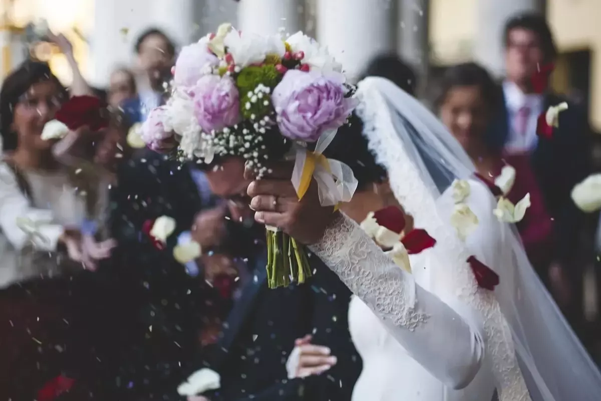 Düğün Davetiyelerinde IBAN Kullanımı Artıyor: Nakit Yerine Transfer Tercihi