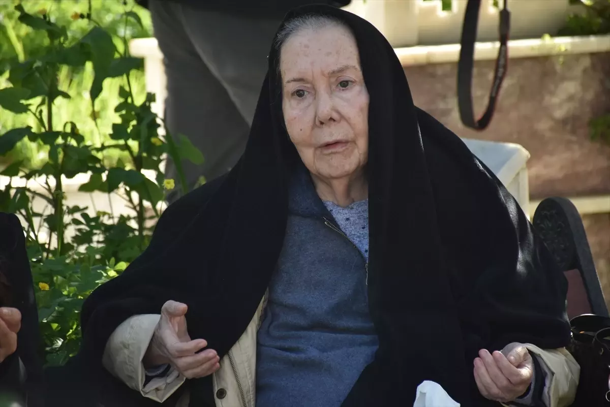 Fatma Girik’in Bodrum Mezarı Başında Duygusal Anma Töreni