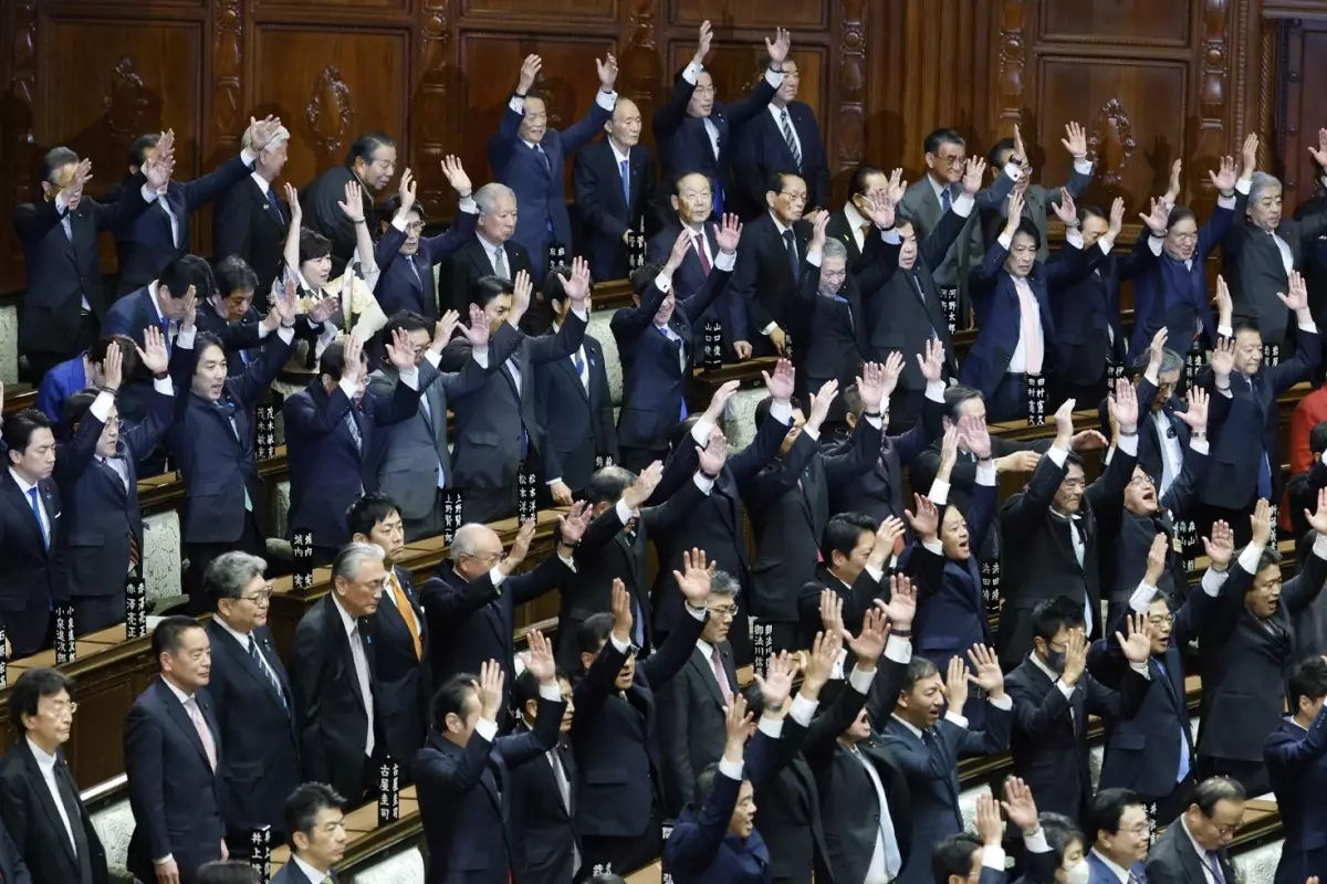 Japonya’da Hükümet Çöküşü ve Erken Seçim Kararı