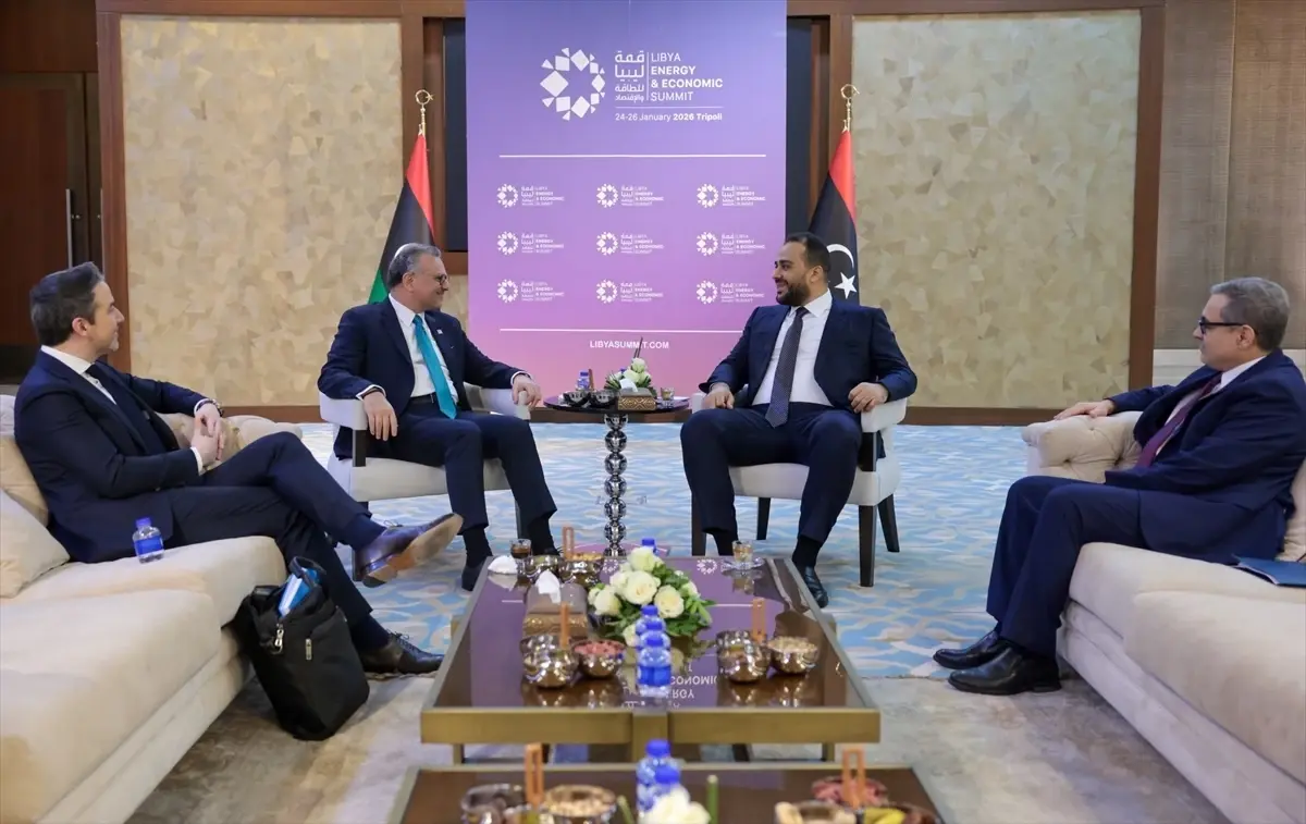 Libya Savunma Bakanı Zubi ve ABD Danışmanı Boulos, Askeri İşbirliği Üzerine Görüştü